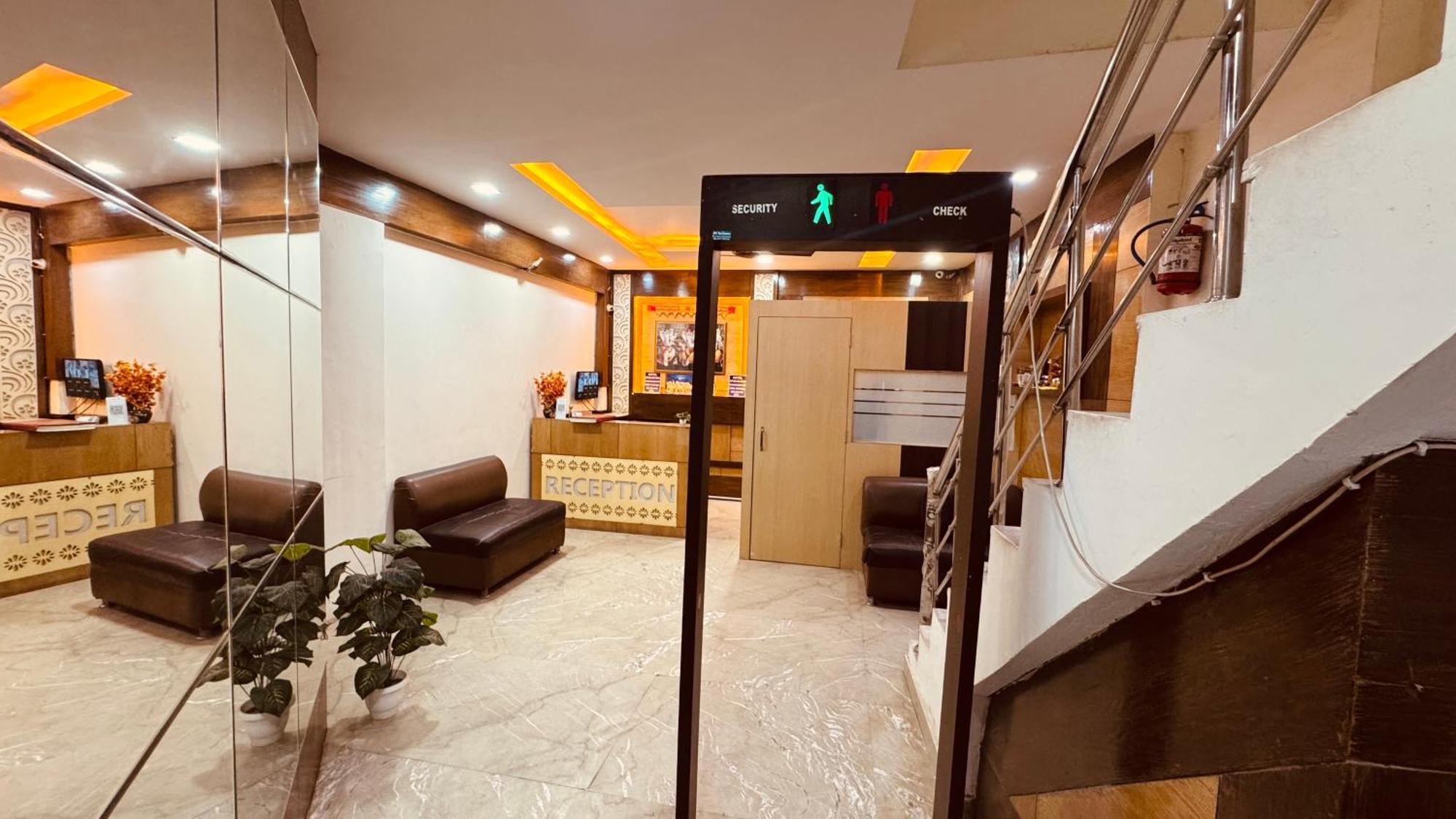 Cottage Lord Krishna Walking Distance From New Delhi Railway Station 외부 사진