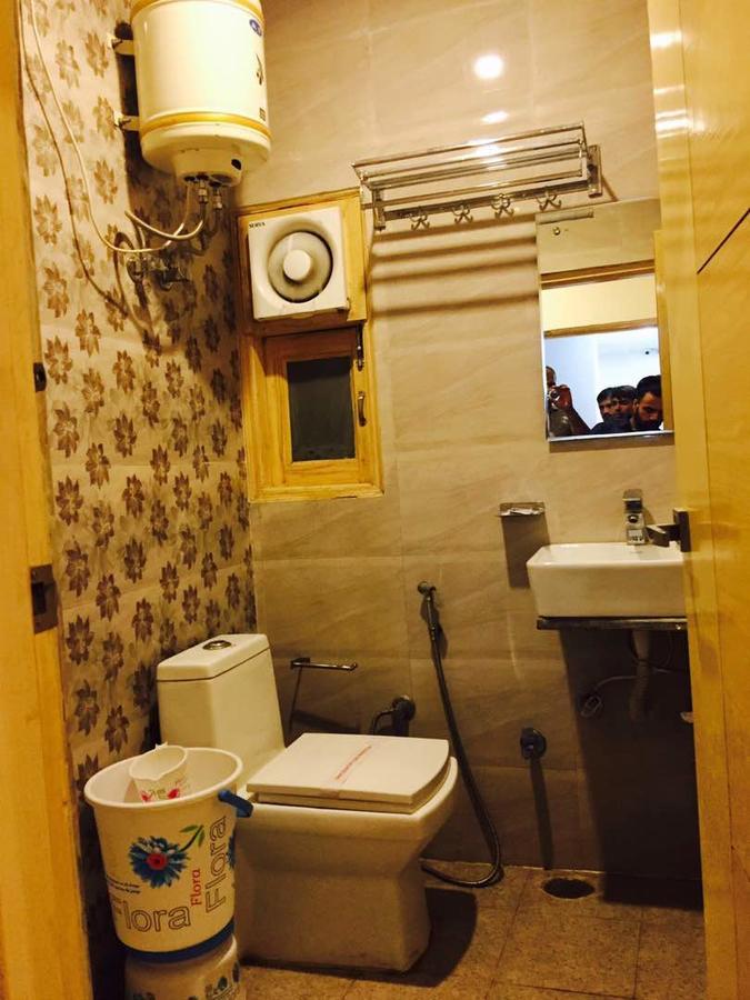 Cottage Lord Krishna Walking Distance From New Delhi Railway Station 외부 사진